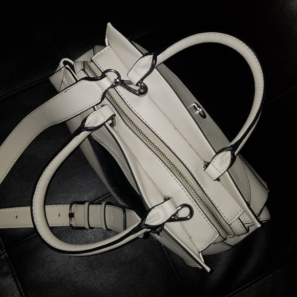 Purse - Picture 4 of 6